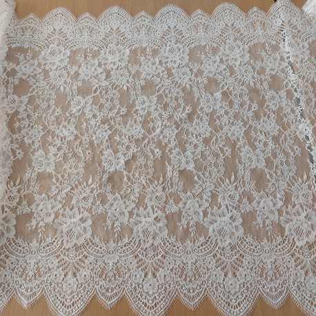 Lace for wedding dress - 3 mts length